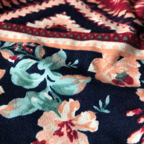 Off the Shoulder Patterned Top - Picture 2 of 2